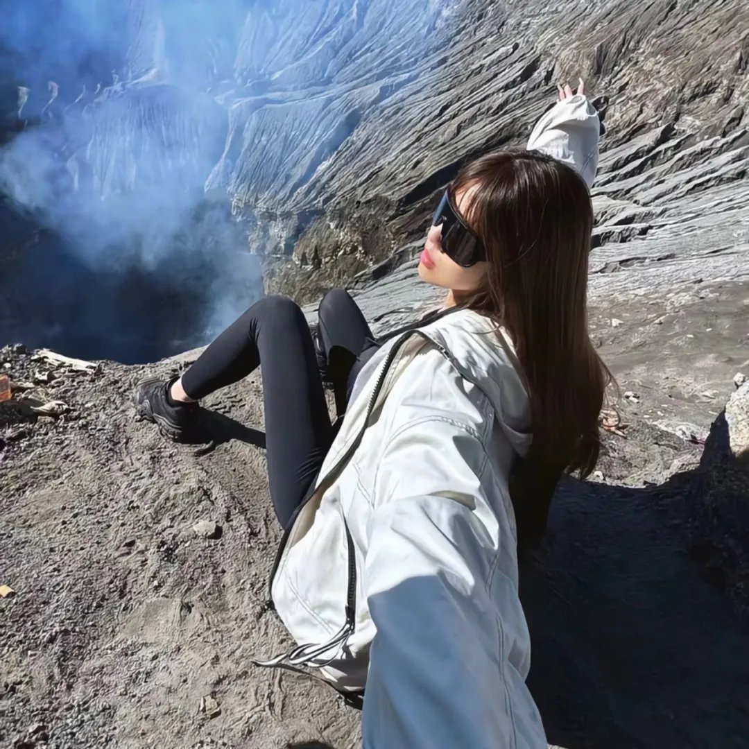 假扮情侣我竟是他的朱砂痣